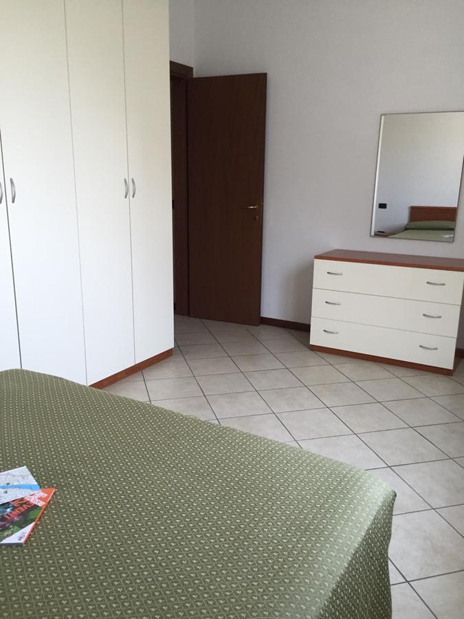 Casa Regina Apartment เดเซนซาโนเดลการ์ดา ภายนอก รูปภาพ