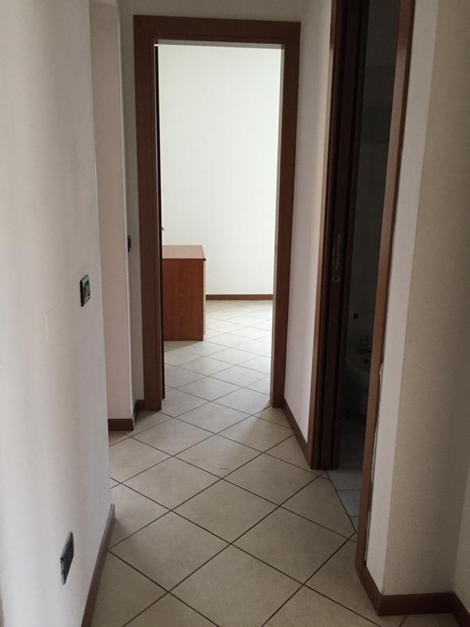 Casa Regina Apartment เดเซนซาโนเดลการ์ดา ภายนอก รูปภาพ